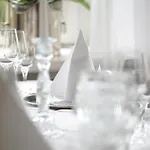 Hoehen Otel