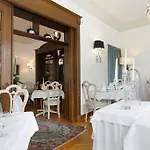 Hoehen Hotel 3*
