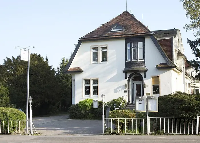 Hoehen מלון ויארסן